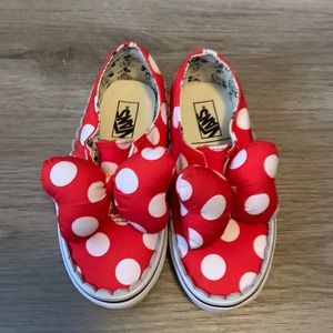 Vans Kids Girls Youth x Disney Authentic Gore Minnie Mouse Bow Slip-On Shoes